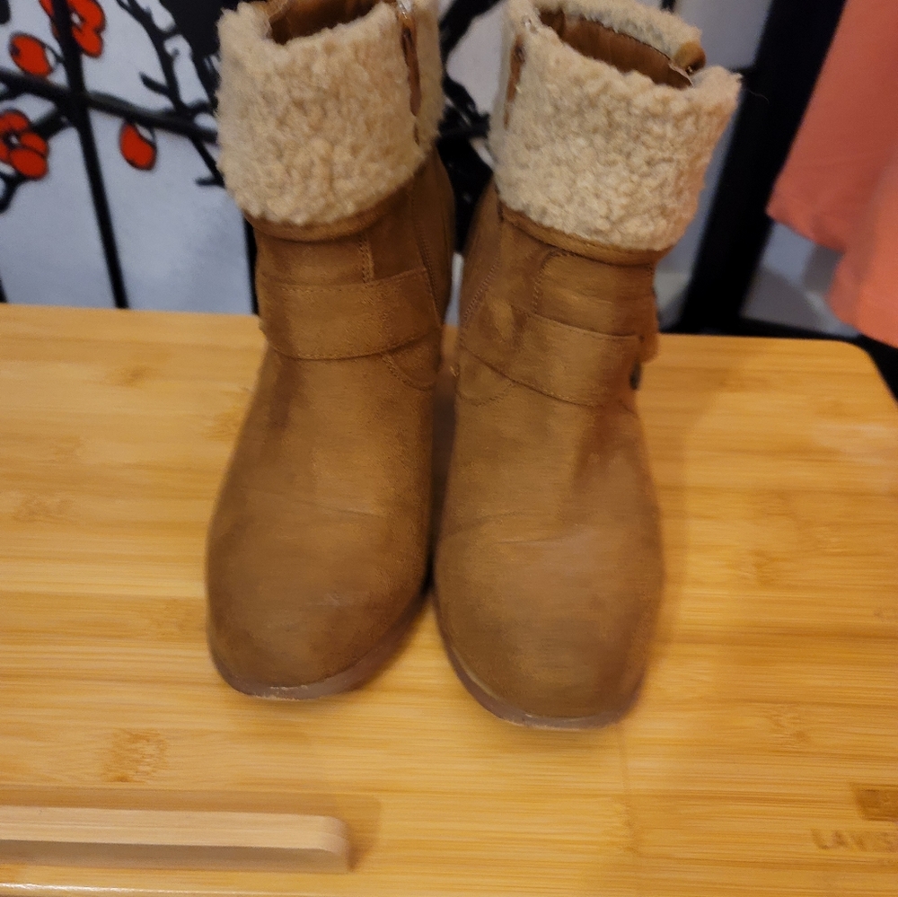 FOREVER SIZE 7 LADIES SUEDE SHERPA ANKLE HIKING BOOTS - Picture 8 of 10